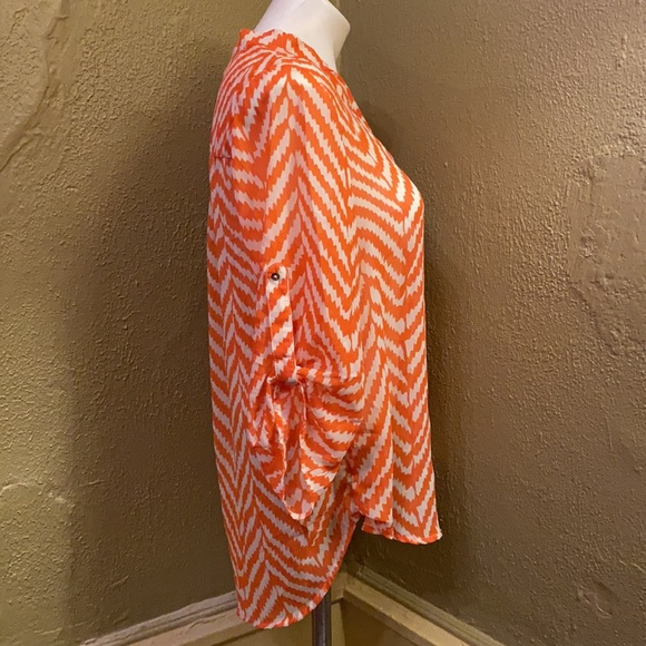 High/Low Blouse - Picture 3 of 6